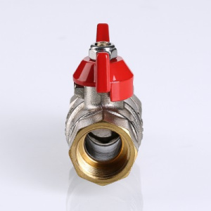 Кран шаровой со сгоном 1/2' ВН BASE (VT.227.N.04)