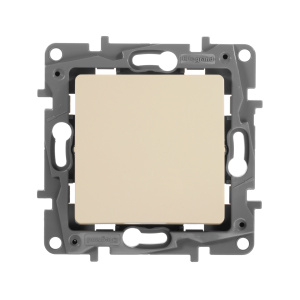 Legrand ETIKA  Переключатель (проход.) 1кл. СЛНК