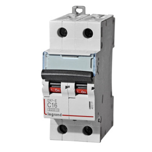 Legrand Авт. выкл. DX3-E С32 3П 6000/6кА